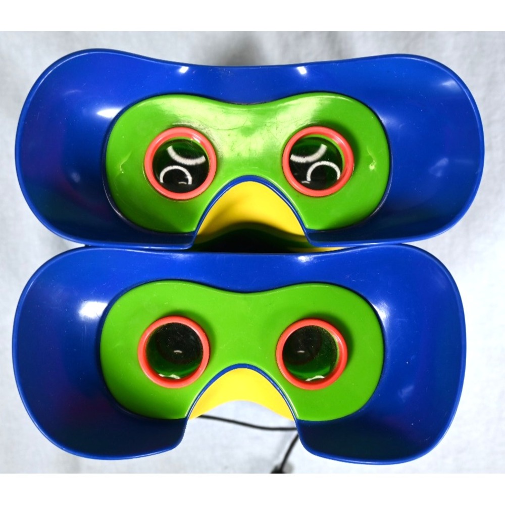 Educational Insights GeoSafari Jr Kidnoculars Kids Binoculars Set of 2 - Picture 4 of 5